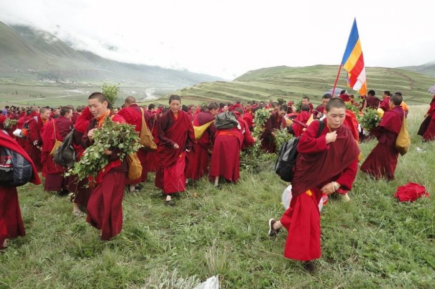 Kailaša kalns Tibetā prasa lielu izturību, apkārtnē trūkst sakaru