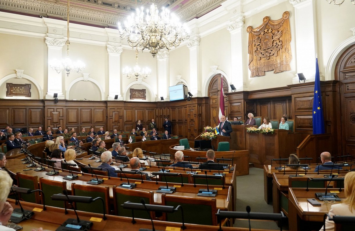 Partiju reitingi augusta mēnesī: Premjera partijas atbalsts pieaug