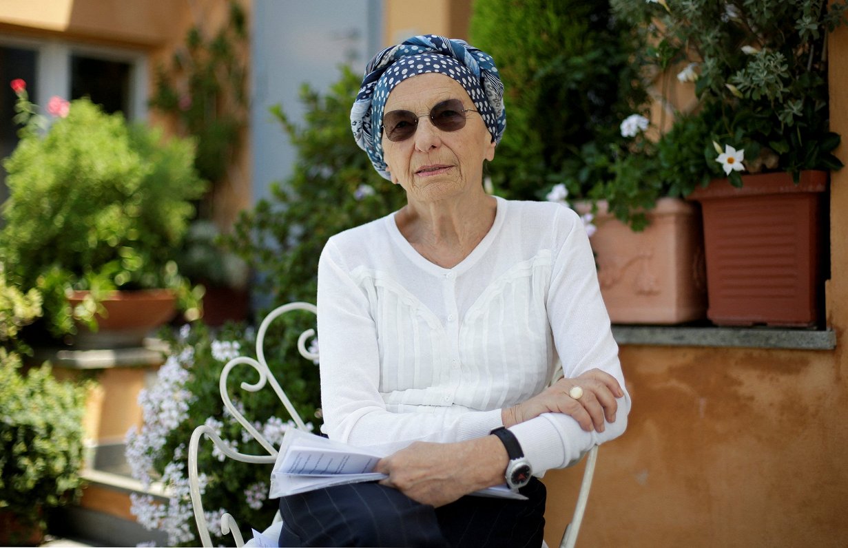 78 gadu vecumā mūžībā devusies itāļu cilvēktiesību aizstāve un politiķe Emma Bonino