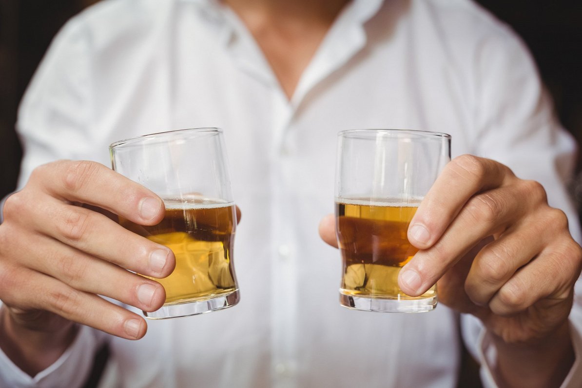 Latvijā sarūk alkohola izraisīto nāves gadījumu skaits