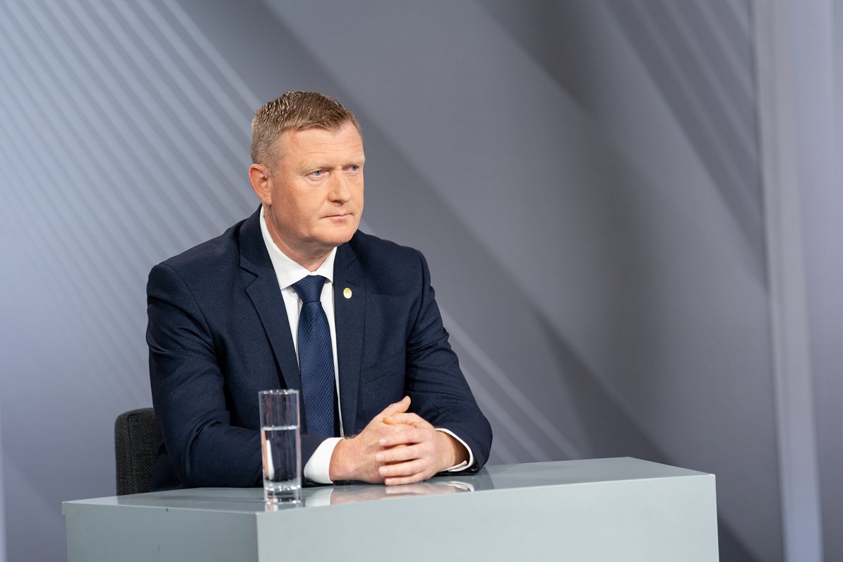 Ja nekļūs par aizsardzības ministru, Melnis atgriezīsies NBS