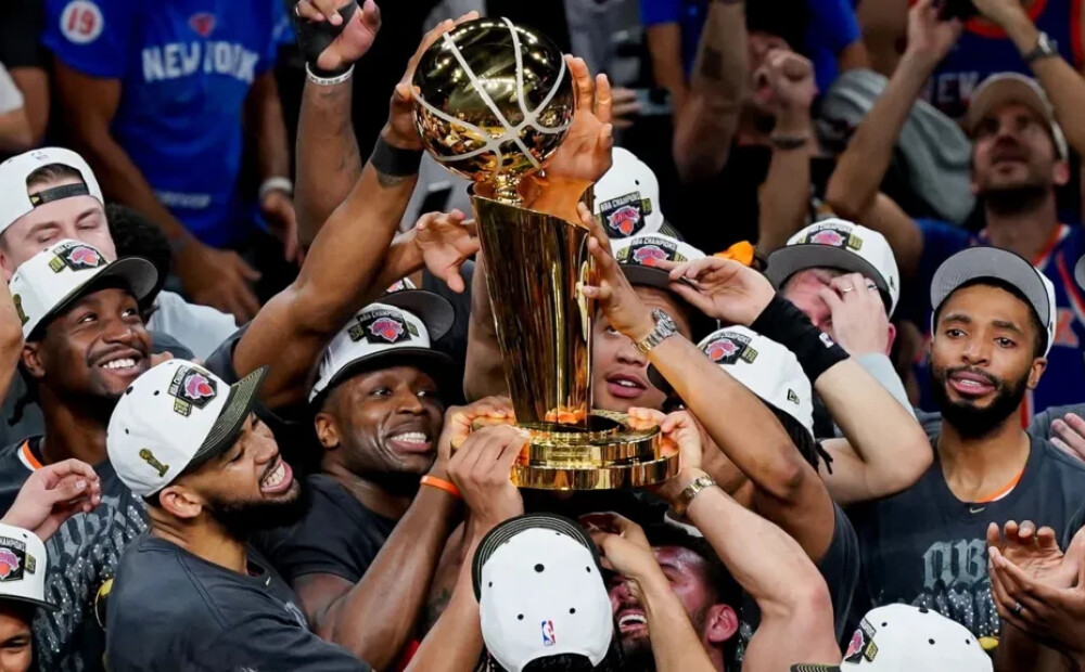 Jaunā NBA sezona sākas bez Kristapa Porziņģa