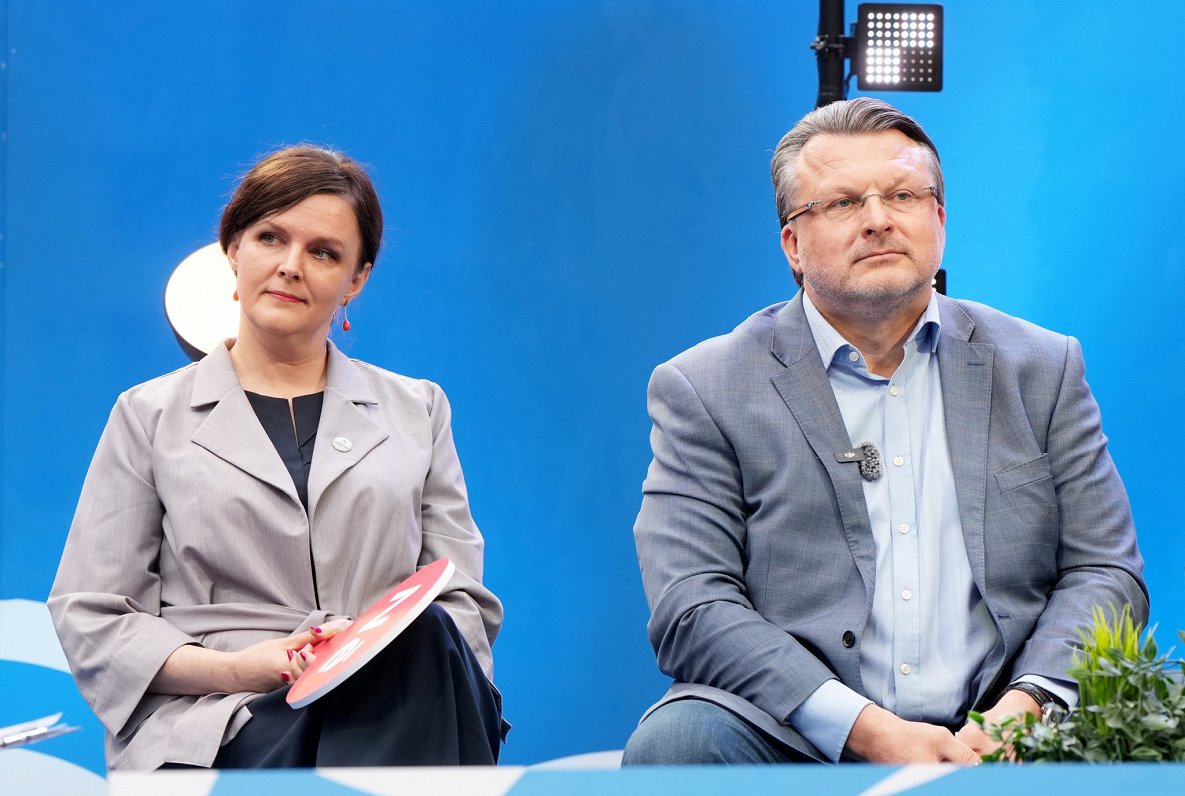 Krieviski runājošie vēlētāji Saeimas vēlēšanās sadalās starp LPV un SV/AJ