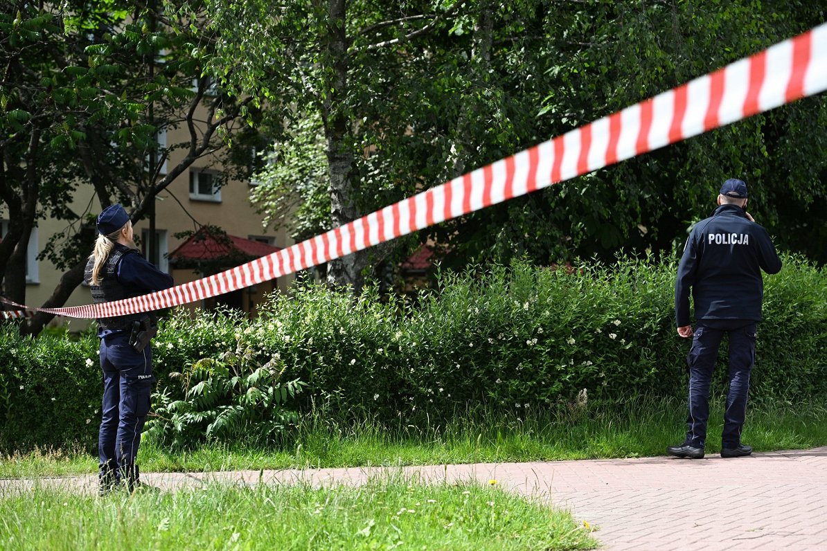 Polijā aizturēts otrais aizdomās turētais Kremļa opozicionāra Skrepecka slepkavības lietā