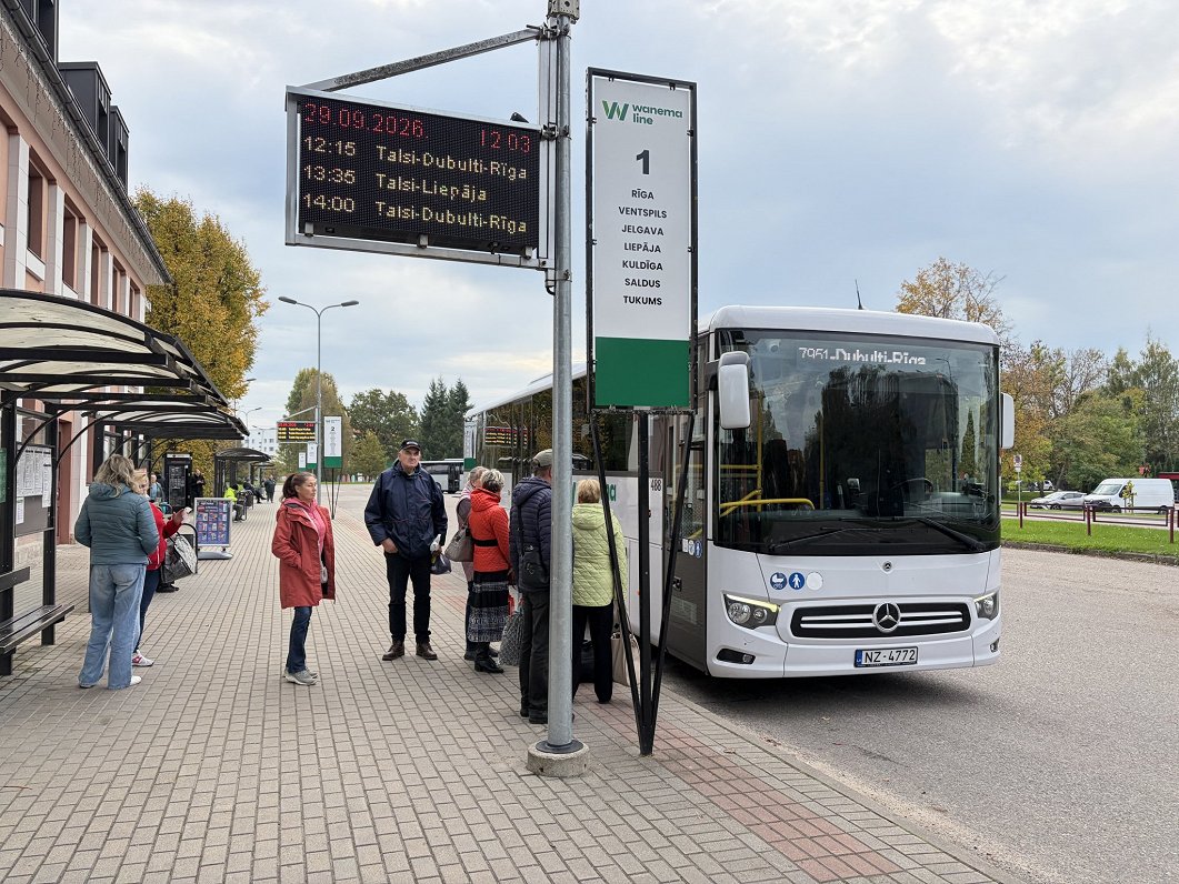 Sabiedriskajā transportā pieaug pasažieru skaits, bet izmaksas kāpj