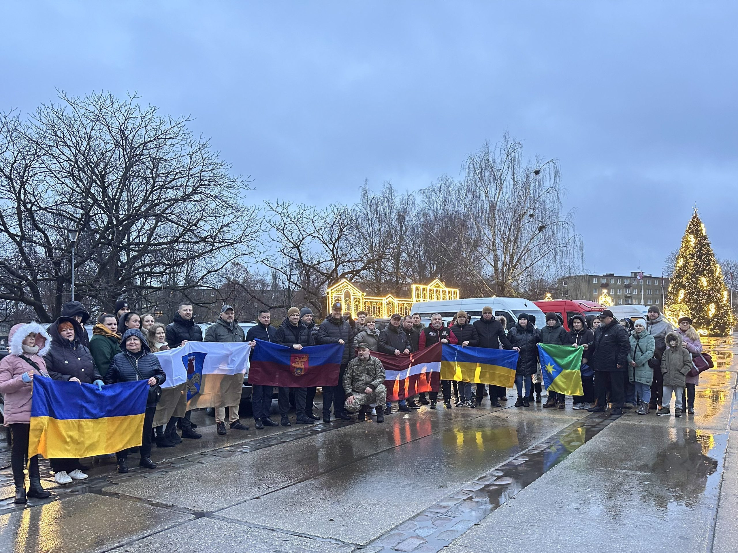 Uz Ukrainu devies «Uzvaras konvojs» – lielākais palīdzības sūtījums no fonda «Uzņēmēji mieram»